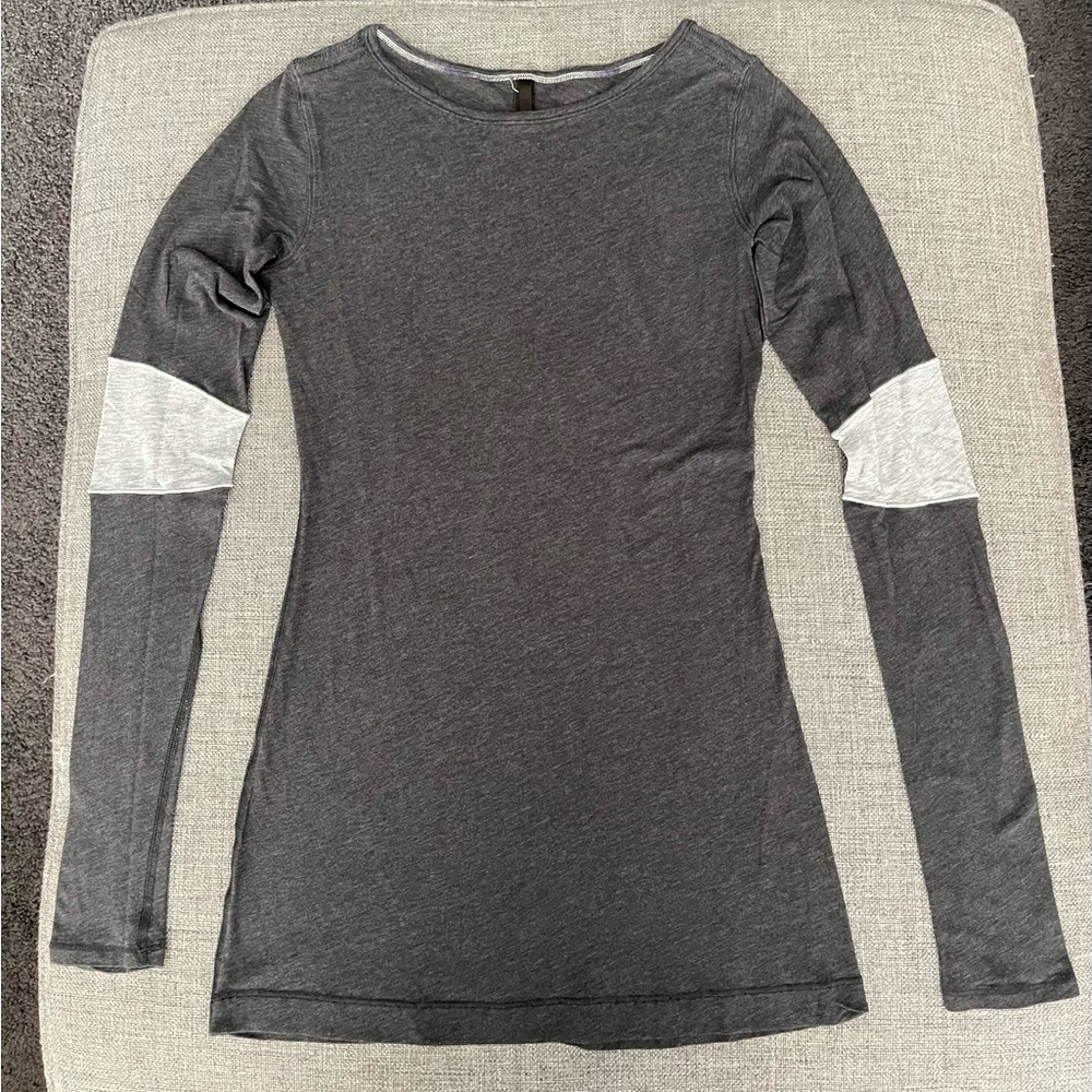 Lululemon long sleeve tunic